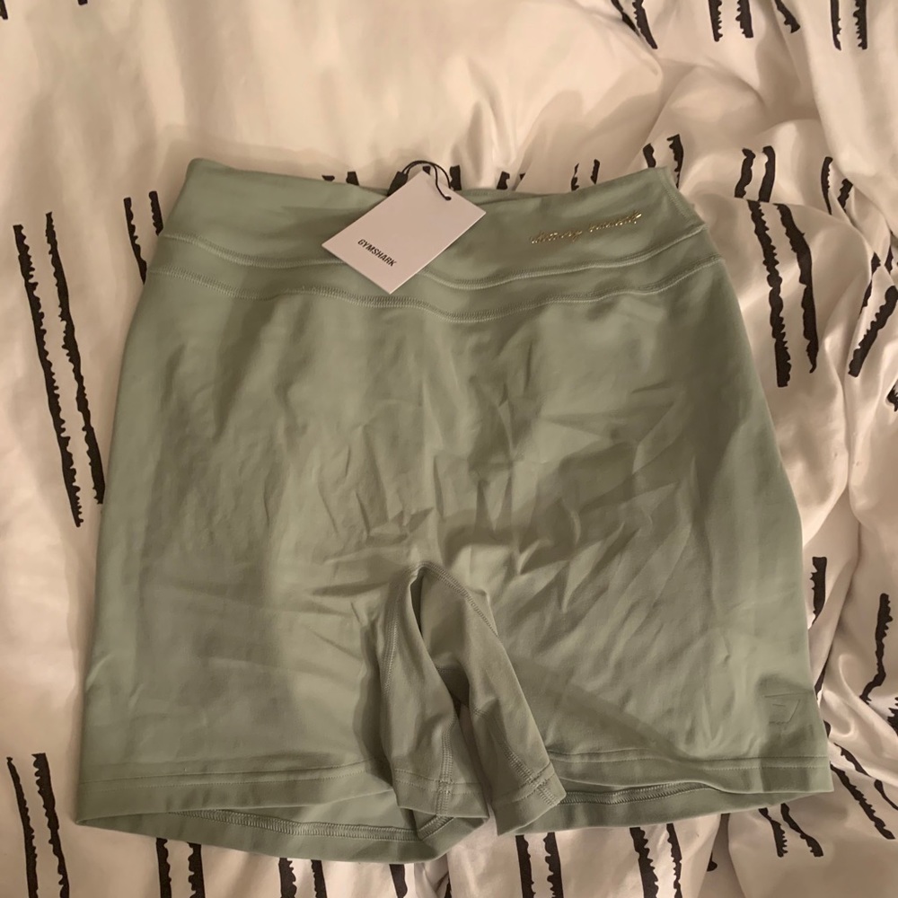 Whitney Simmons x Gymshark Shorts - Moss Green